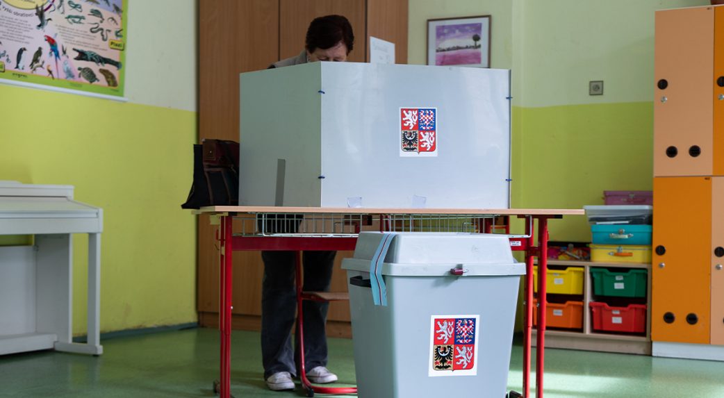 Csehországban lezárult a kétnapos önkormányzati és szenátusi választás