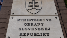 Szabálytalan beszerzések miatt fizetett bírságot a védelmi minisztérium
