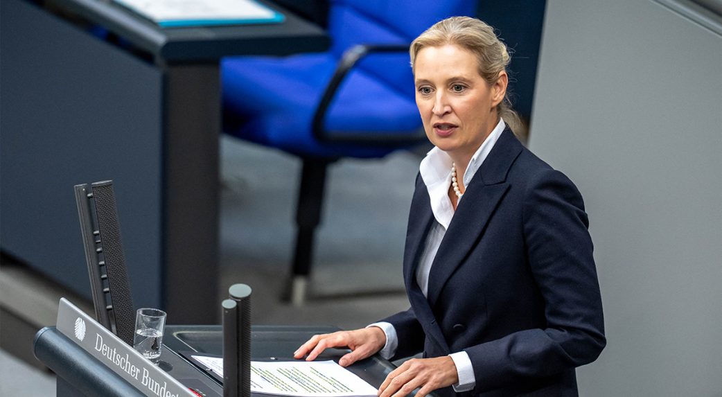 Az AfD az EU alapvető átalakítását javasolja: közvetlen EP-választás helyett nemzeti kinevezést és schengeni kilépési lehetőséget is