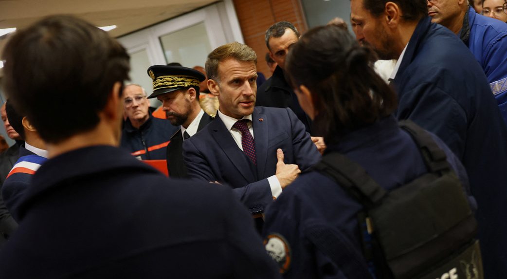 Emmanuel Macron francia elnök hétfőn Marseille-be látogatott