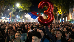 Politikai tapasztalatok és szervezettség nélkül készül kormányozni a szerb diákmozgalom