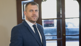 Az államfő az Alkotmánybírósághoz fordult Kuffa kinevezése kapcsán